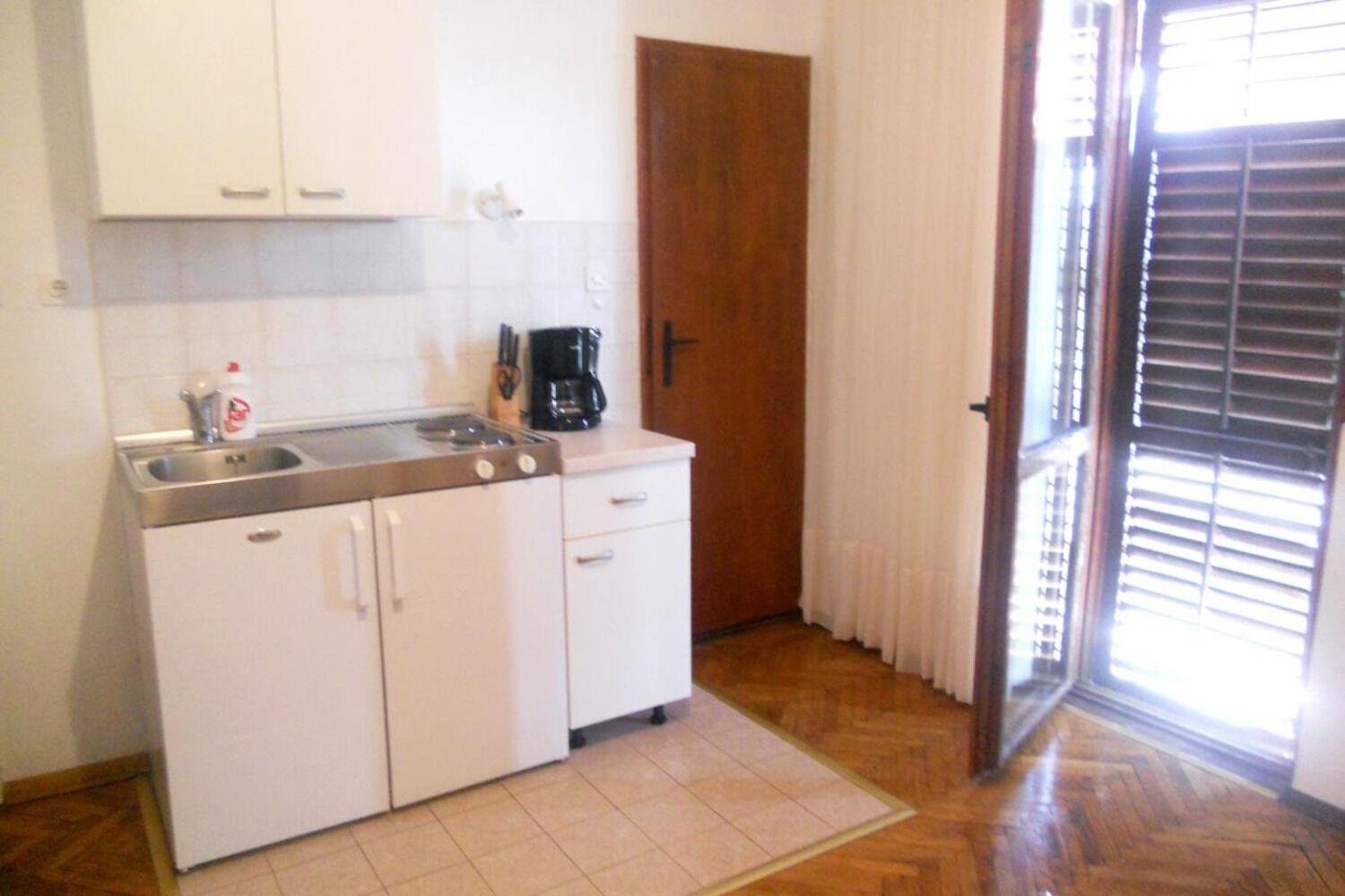 Apartments Ivo - With Terrace Супетарска-Драга Экстерьер фото